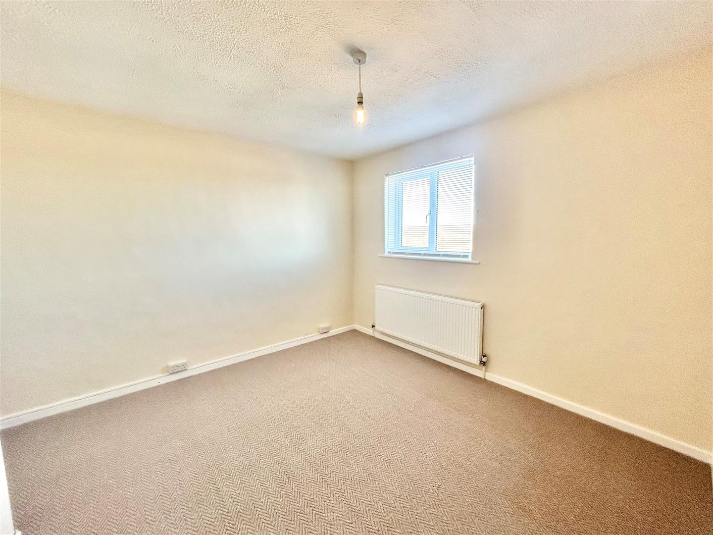 Angelton Green, Pen Y Fai, Bridgend, CF31 4LQ